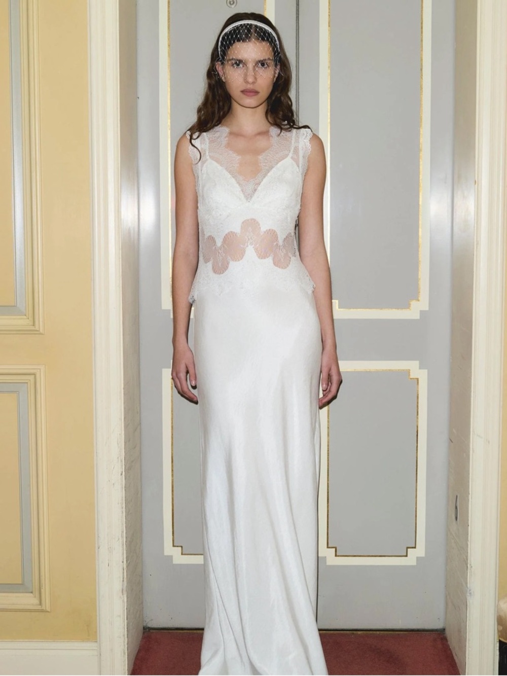 NWT Third Form Visions Dress in Ivory size US 6 bridal, lacy gown!